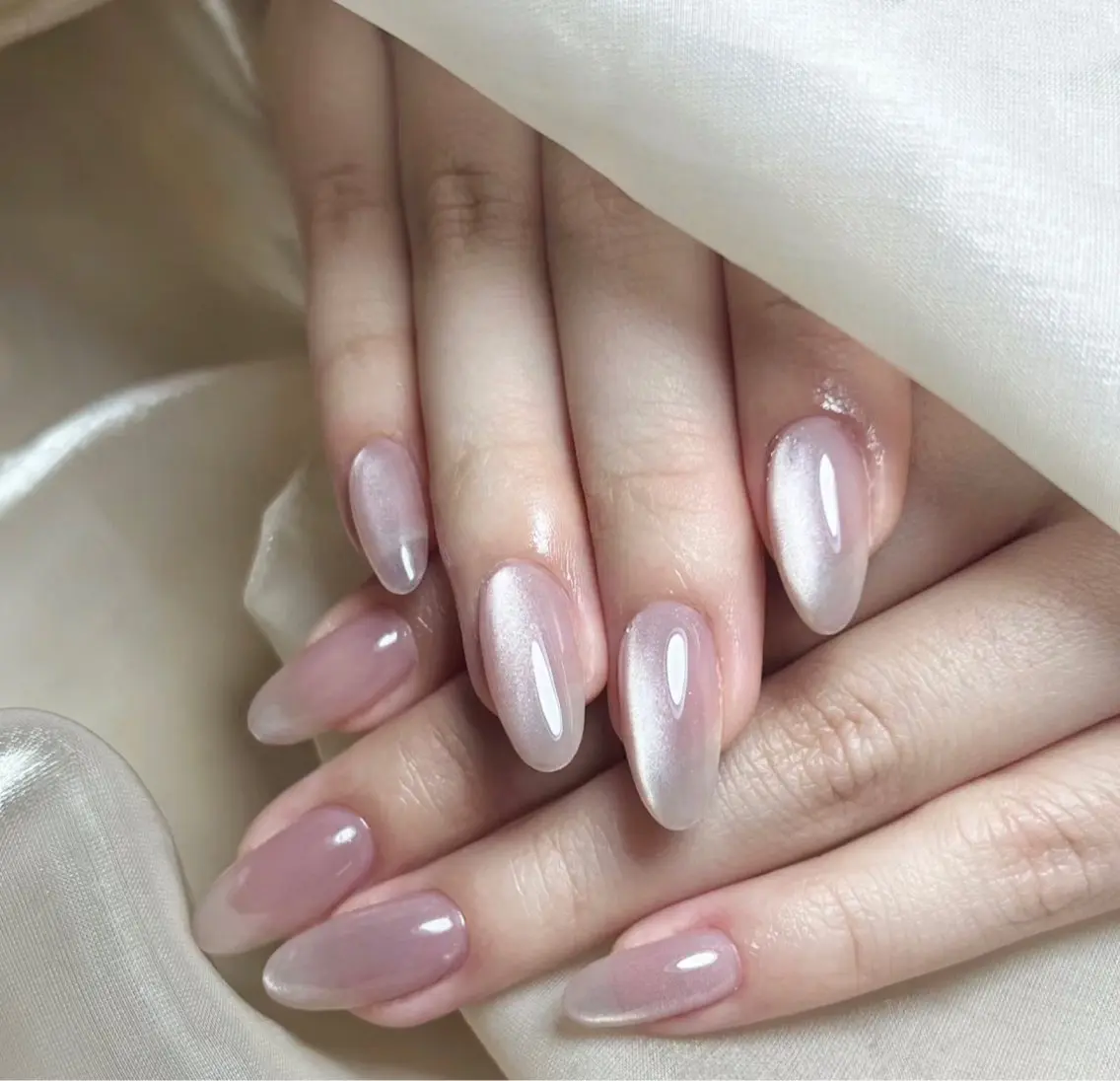 ネイル マグネットネイル ハンドネイル ハンドケア ⭐️Syu Rei⭐️のネイルデザイン