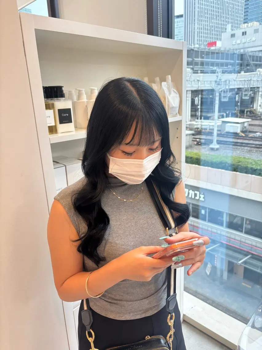 ロング カラー Core茶屋町 HINATAのヘアスタイル