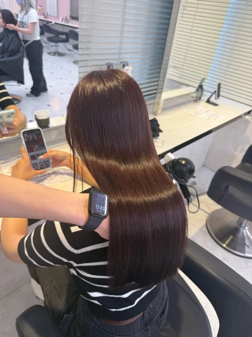 セミロング ヘアカラー トリートメント ヘアセット ♥️韓国風透明感 暖色misa♥️のヘアスタイル