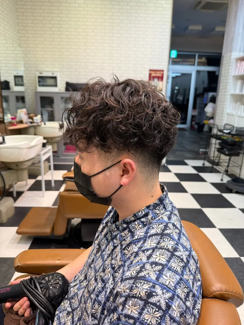パーマ 山中 悠人のヘアスタイル