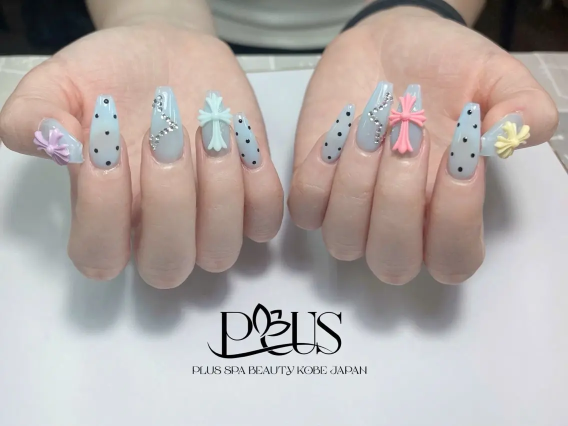 ネイル フレンチネイル ジェルネイル グラデーション ラメ(グリッター) ラメグラデーション ハンドネイル PLUSSPA ANHのネイルデザイン