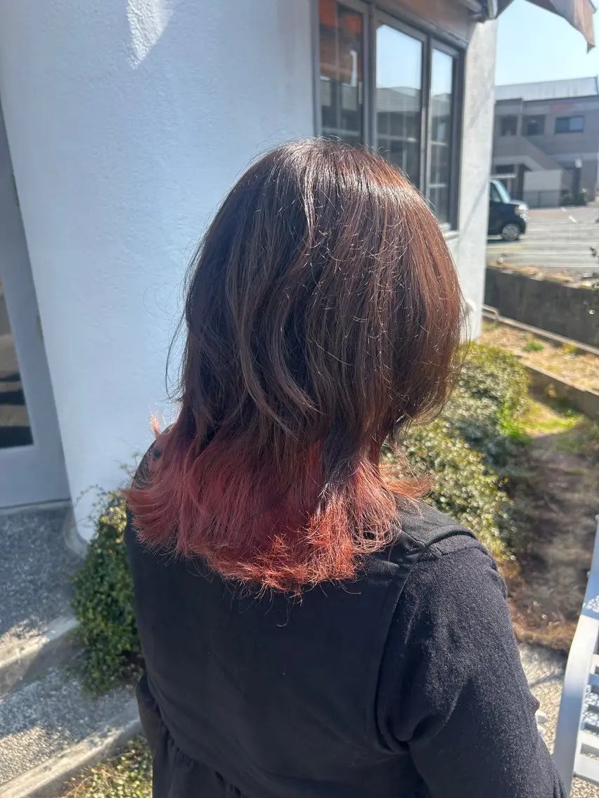 ミディアム ヘアカラー 岡本 妃麗のヘアスタイル
