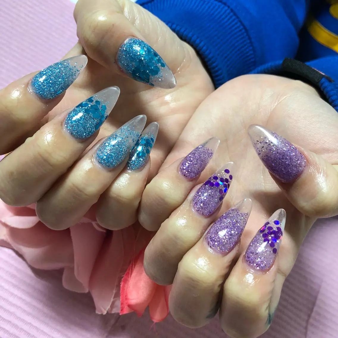 セミロング ネイル グラデーション ラメ(グリッター) ハンドネイル 《LB》ラブリエ Nail&eyeのマツエク・マツパデザイン