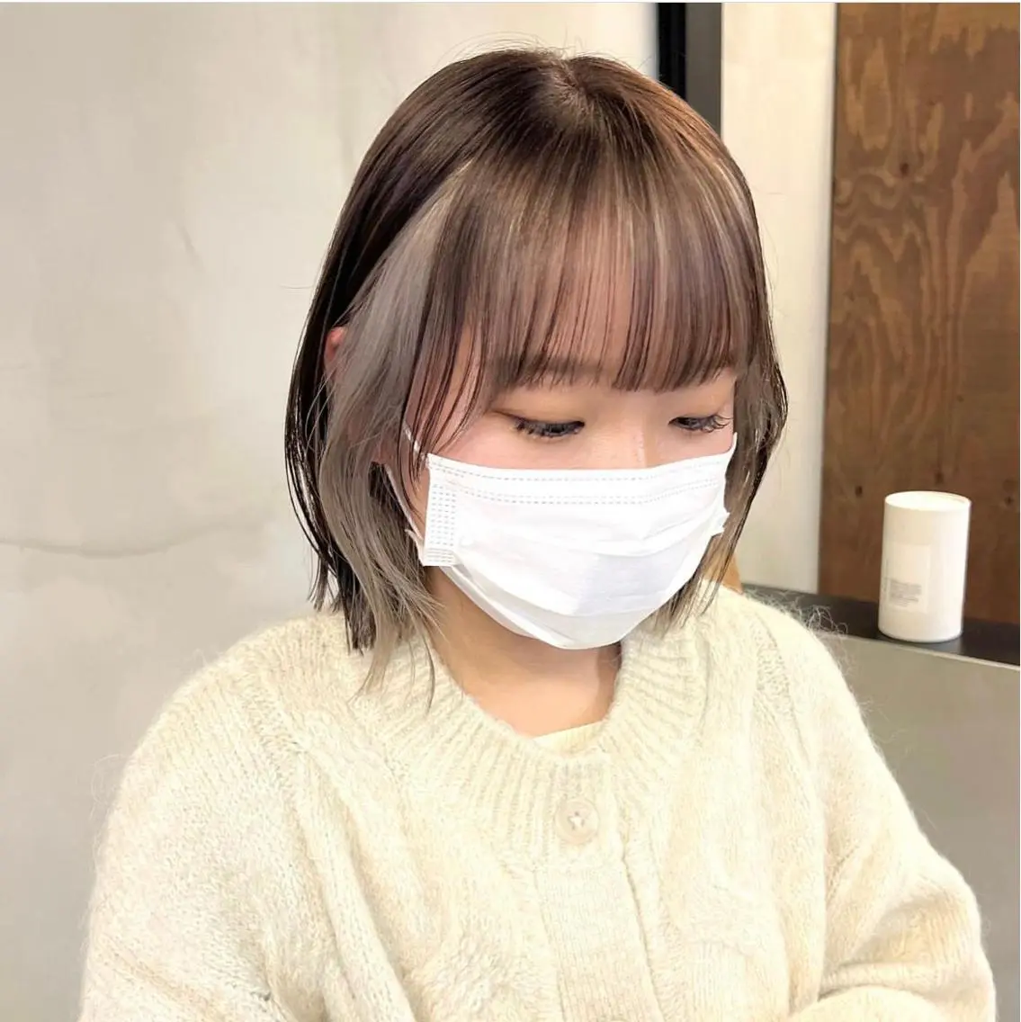 ミディアム カラー パーマ ヘアアレンジ メンズ キッズ ネイル マツエク・マツパ アイブロウ ブラウン ホワイト カット ヘアカラー 前川 朋香のヘアスタイル