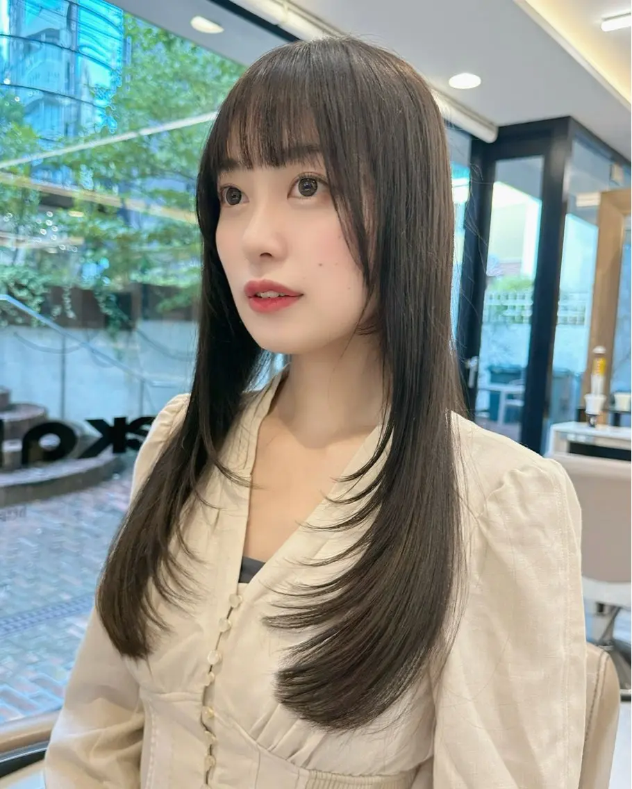 ロング レイヤーカット ✨小顔顔まわり✨ サイトウ　アツキのヘアスタイル