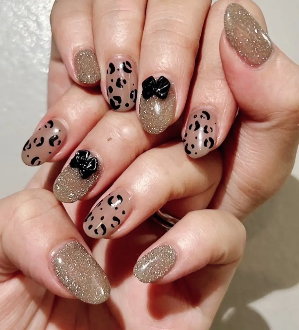 ネイル Eye&Nail アプリシーラブのネイルデザイン