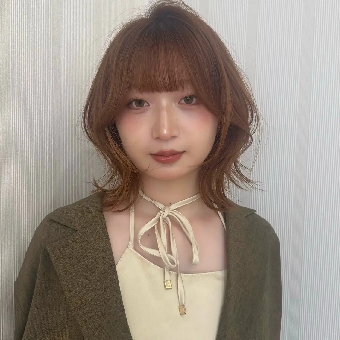 ショート カラー ヘアカラー トリートメント レイヤー/顔周り 透明感カラー🥂のヘアスタイル