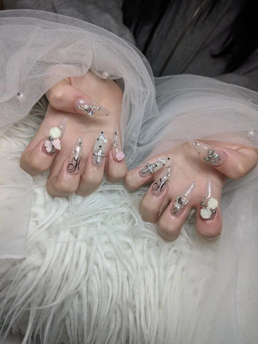 ネイル Queen Nail 研修生のネイルデザイン