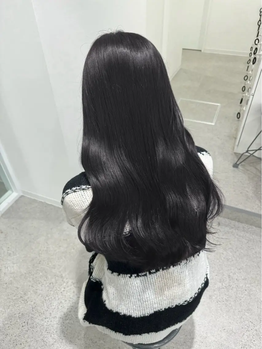 ロング カラー ヘアアレンジ ヘアカラー 🎀RIN🎀 縮毛矯正🩶暗髪のヘアスタイル