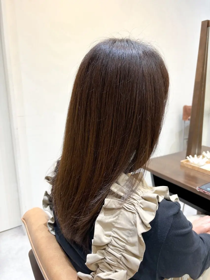 ロング カラー ベージュカラー フォギーベージュ mit セン北のヘアスタイル