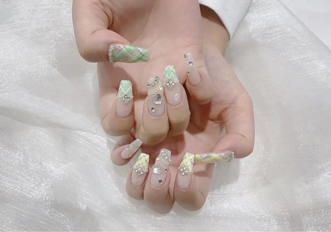 ネイル ハンドネイル ハンドケア Sachi Nail上野のネイルデザイン