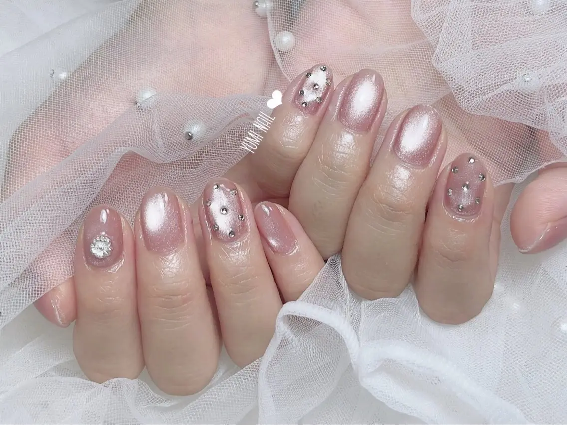 ネイル 𝐲𝐮𝐦𝐢🎀 長さ出しデザイン専門のネイルデザイン