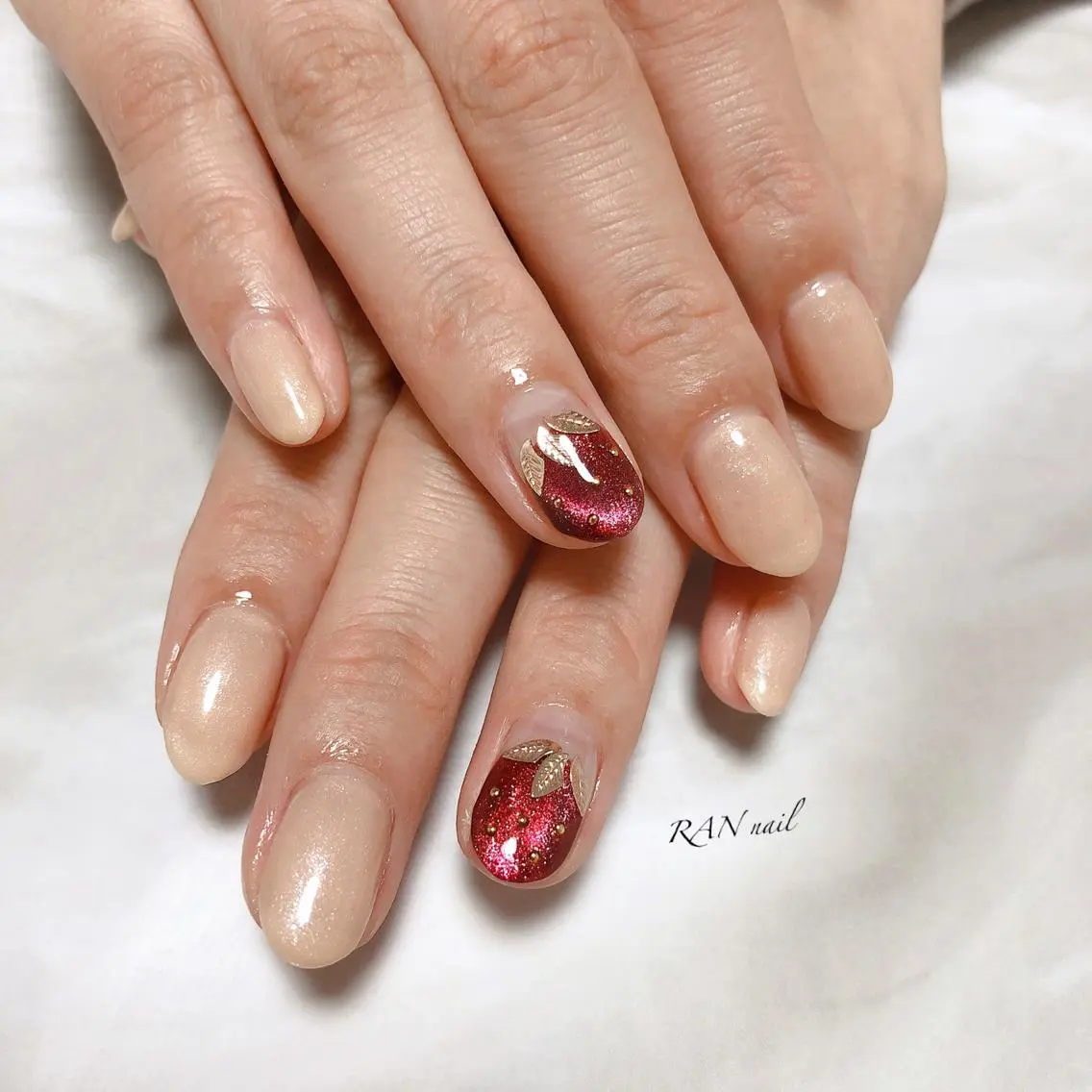 ネイル フットネイル オフィスネイル 春ネイル ホワイト 冬ネイル ハンドネイル フットネイル RAN nailのネイルデザイン