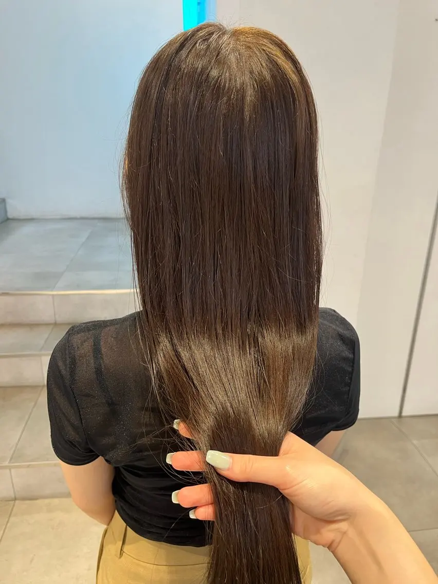 ロング カラー せりな🎀🕯️ /透明感カラーのヘアスタイル