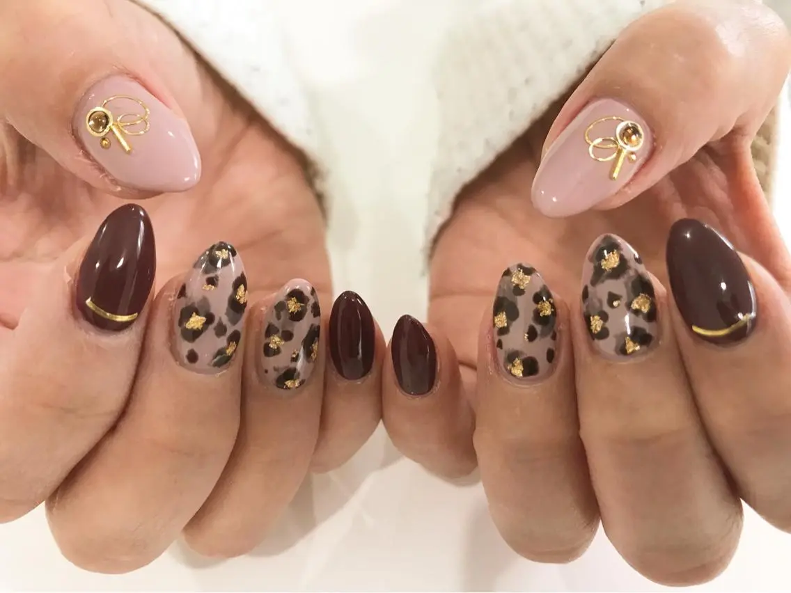 ネイル アニマル柄 フットネイル シンプルネイル 春ネイル ホワイト nail fufla ♡yamane♡のネイルデザイン