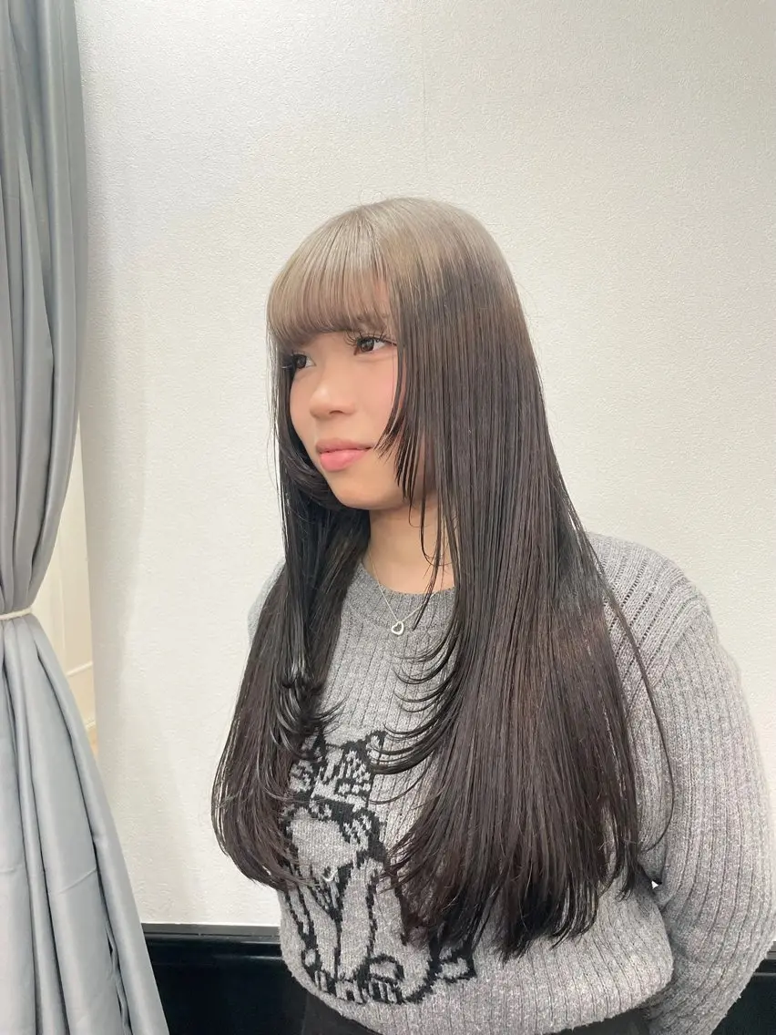 セミロング カラー ヘアカラー 野町好花 レイヤー/髪質改善のヘアスタイル