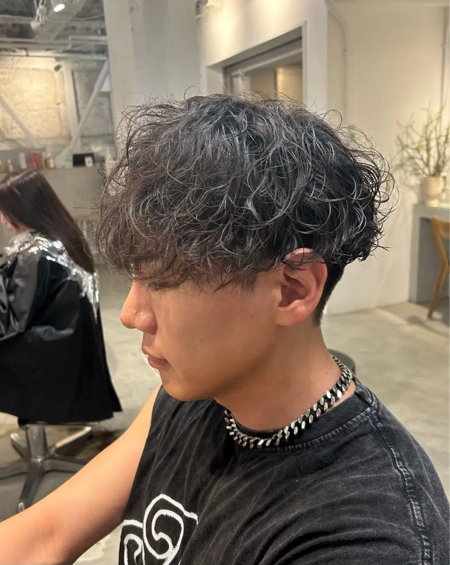 パーマ メンズ カット パーマ メンズ清潔感のプロ 💈メンズパーマ藤田のヘアスタイル