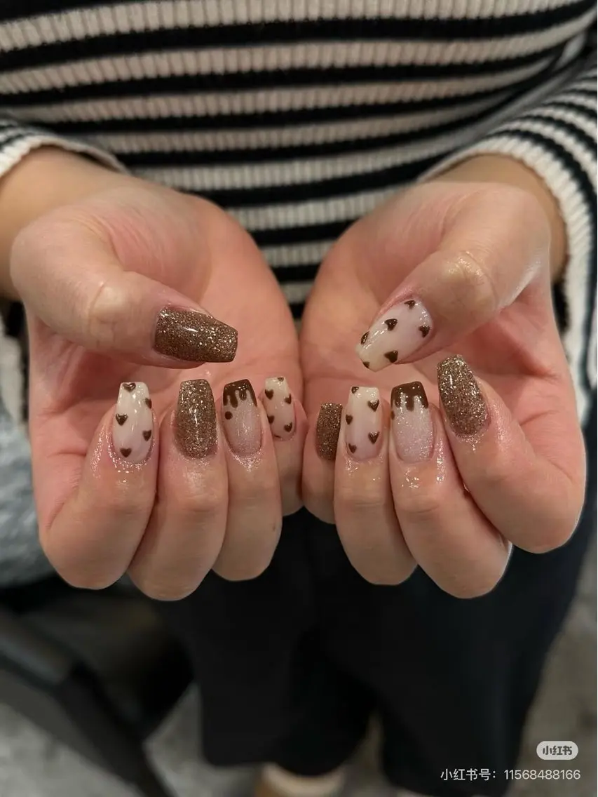 ネイル ハンドネイル Betty nail サロンのネイルデザイン