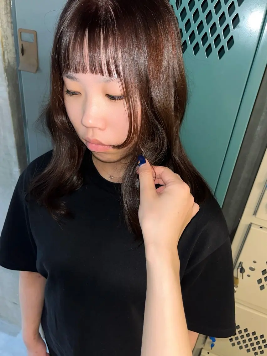 セミロング ヘアカラー KAEDE☺︎ 学芸大学のヘアスタイル