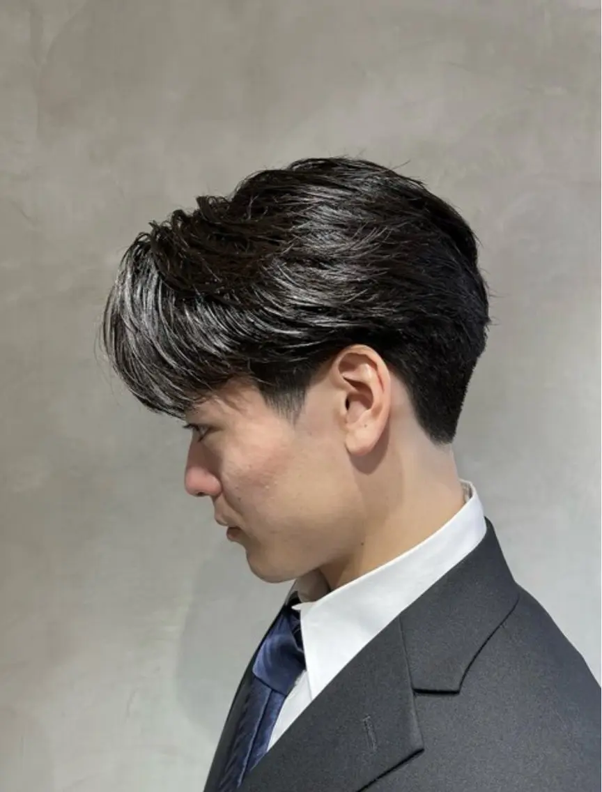 パーマ メンズ 縮毛矯正 トリートメント 重松 丈博のヘアスタイル