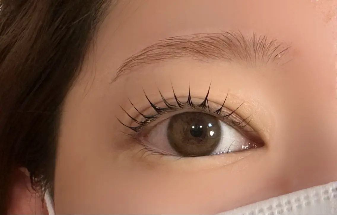 パーマ LUXXE  高林 Rinaの眉毛・アイブロウイメージ
