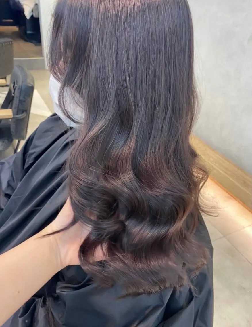 ロング ヘアカラー カラー🥣✨️/ ネイル/ミクのヘアスタイル