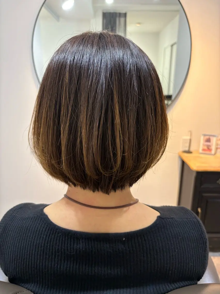 ショート ボブ 永易 梓美のヘアスタイル