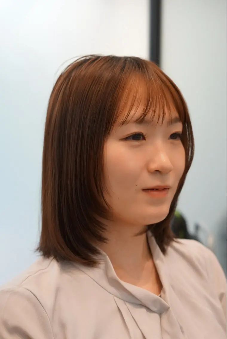 セミロング 大阪/心斎橋 レイヤー/勇介のヘアスタイル