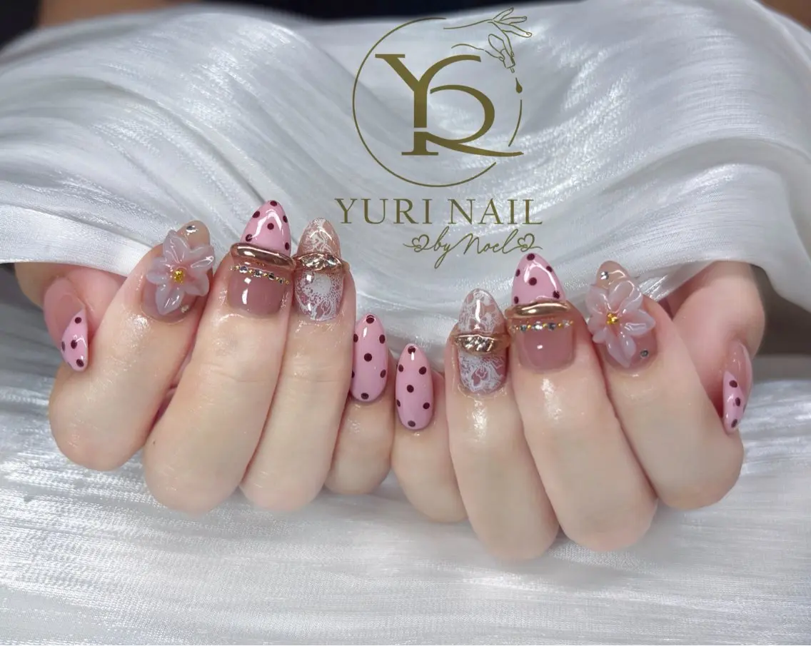 ネイル ハンドネイル フットネイル ハンドケア YURI Nail NARITAのネイルデザイン