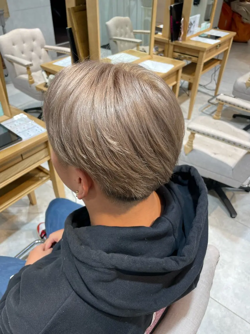カラー メンズ メンズブリーチ ブリーチ ヘアカラー ヘア&ネイル/ 𝐒𝐄𝐑𝐈のネイルデザイン