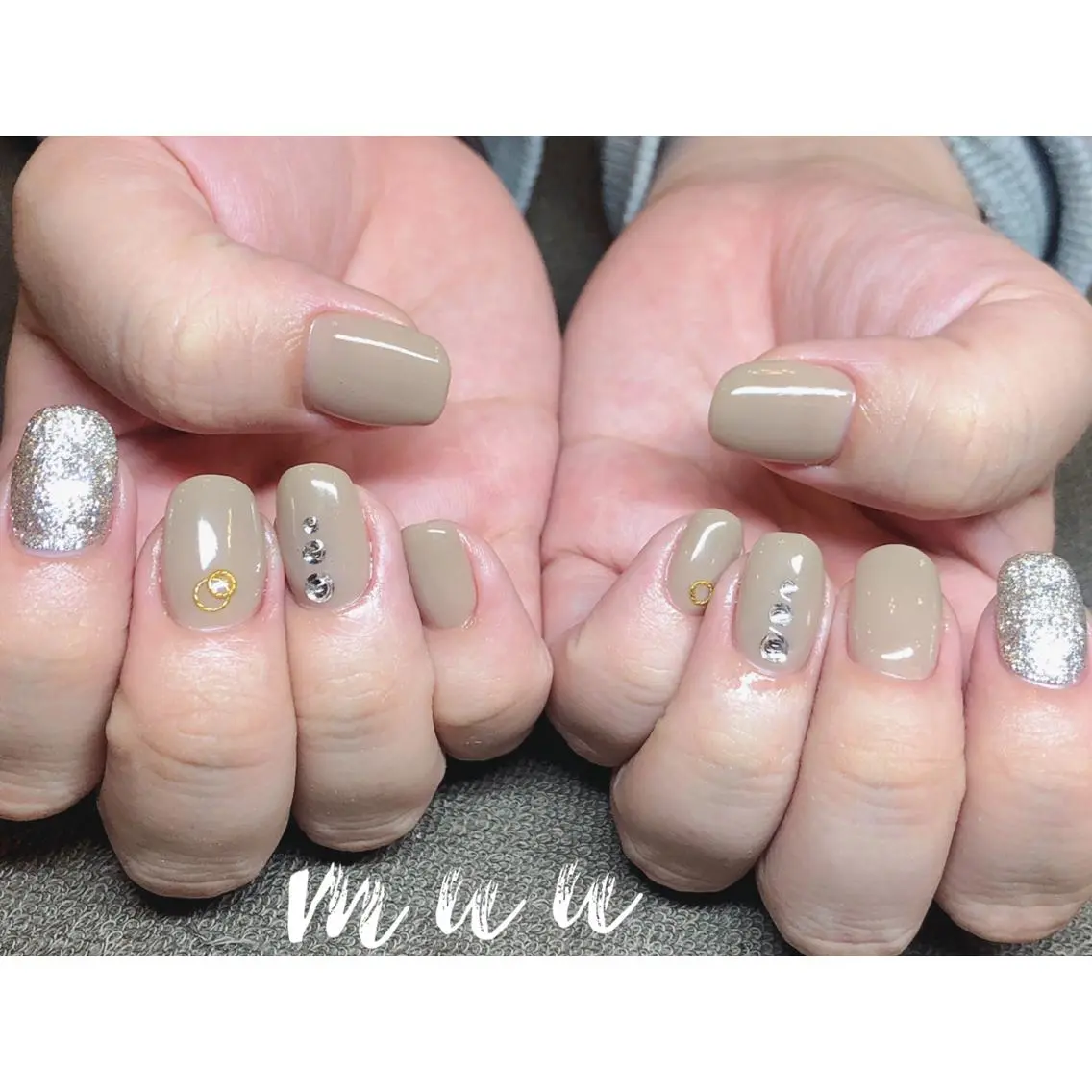 ネイル ワンカラーネイル ストーンネイル muu nailのネイルデザイン