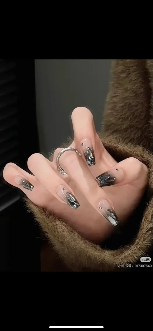 ネイル ハンドネイル 🎀 NaNa_nailのネイルデザイン