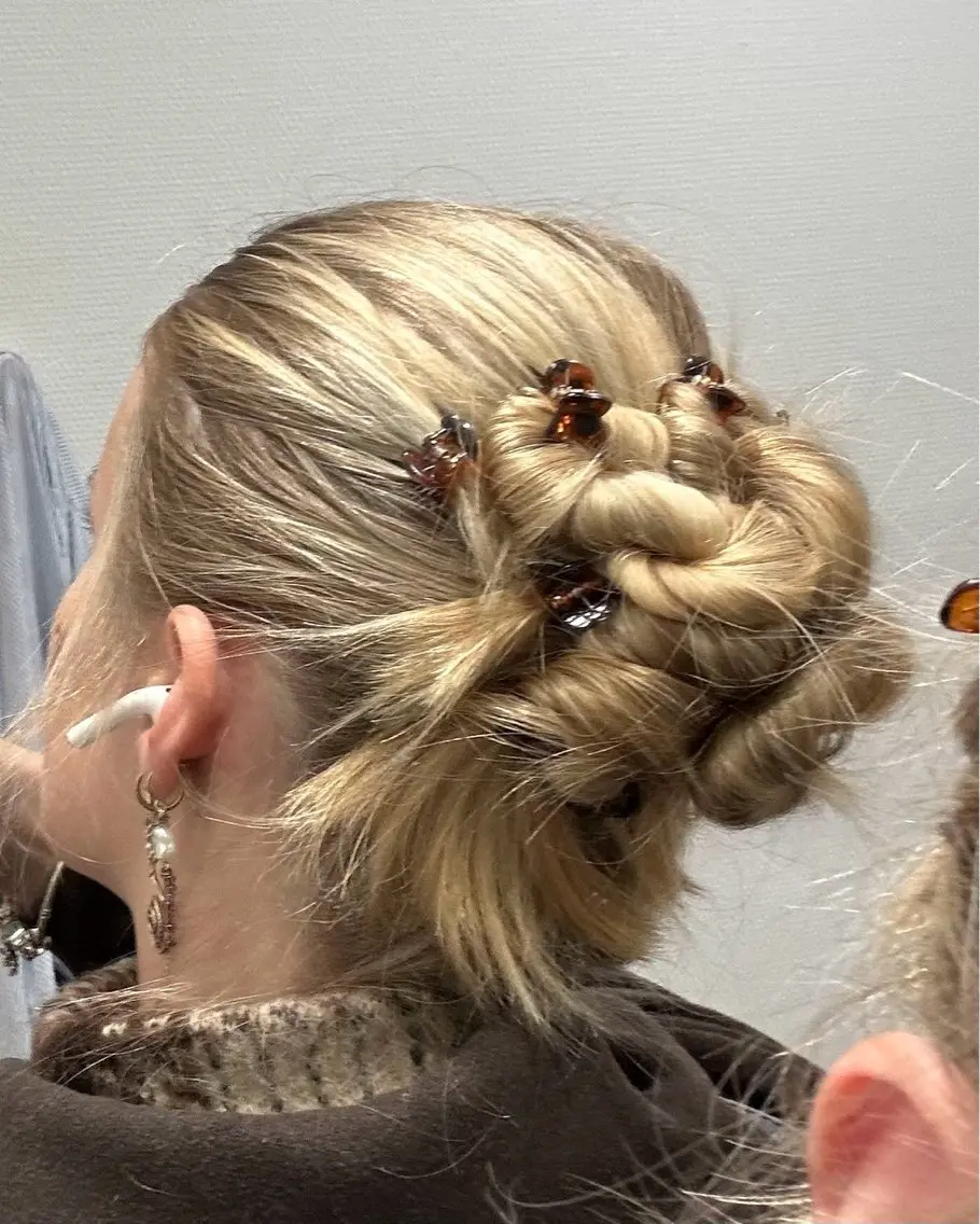 ロング カラー ヘアカラー momona english okのヘアスタイル
