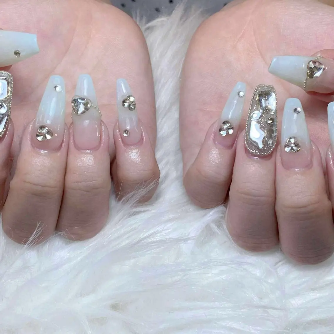 ネイル チークネイル 長さ出し フットネイル マグネットネイル 持ち込み ハンドネイル ANH NAIL ゴテゴテ専門店💎のネイルデザイン