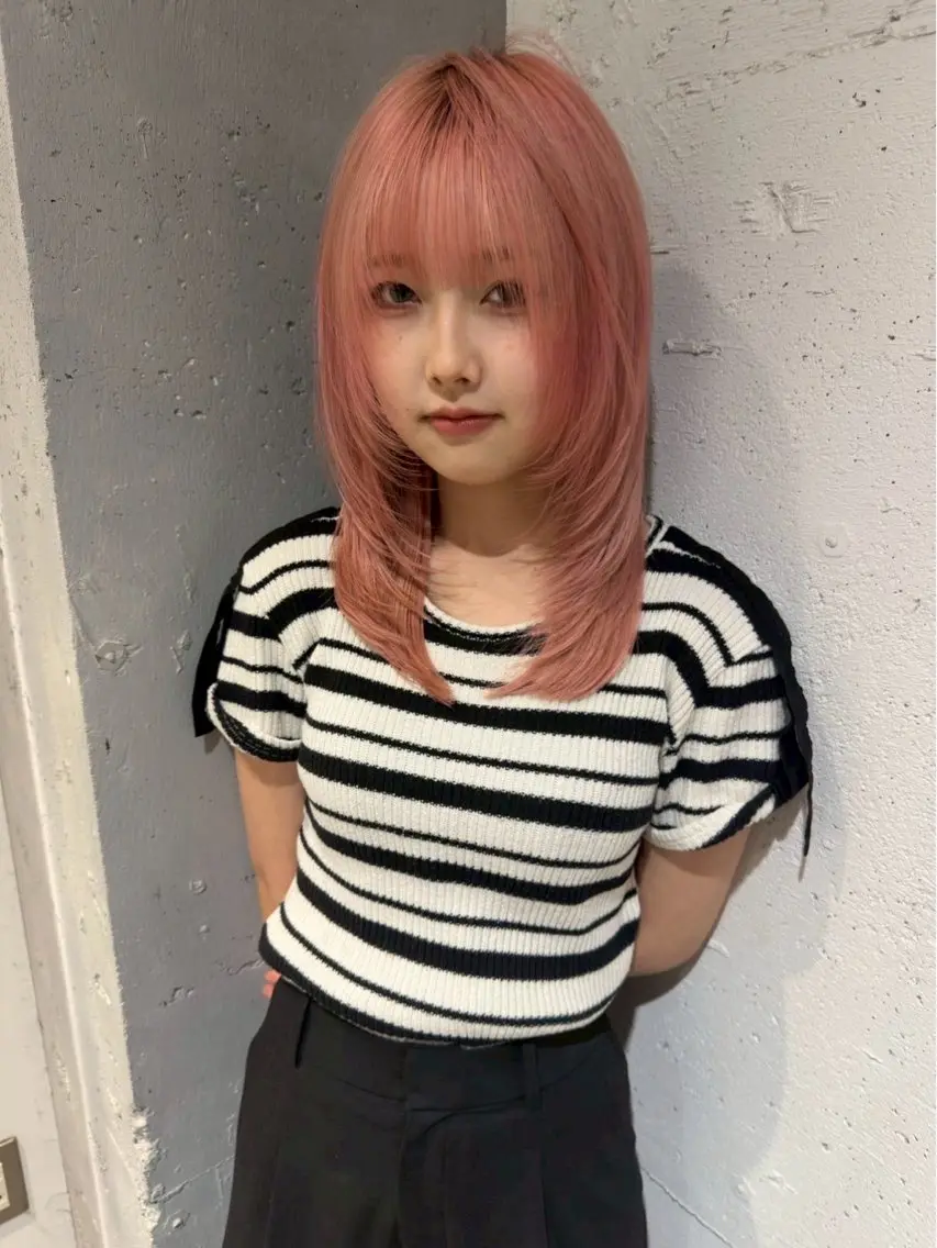 ミディアム カラー ピンクカラー Juna✂️ レイヤー / ボブのヘアスタイル