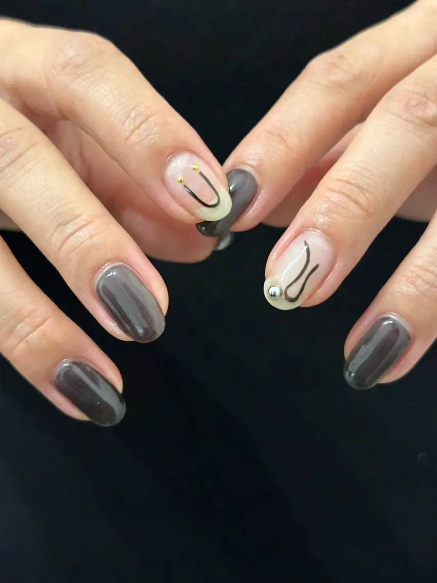 ネイル アートネイル ハンドネイル フットネイル kiii.__ ✴︎*のネイルデザイン