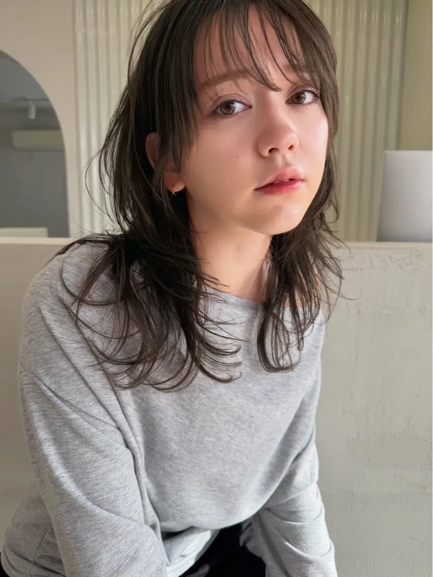 カラー ベージュカラー オリーブベージュ ヘアカラー トリートメント 古堅 一正のヘアスタイル