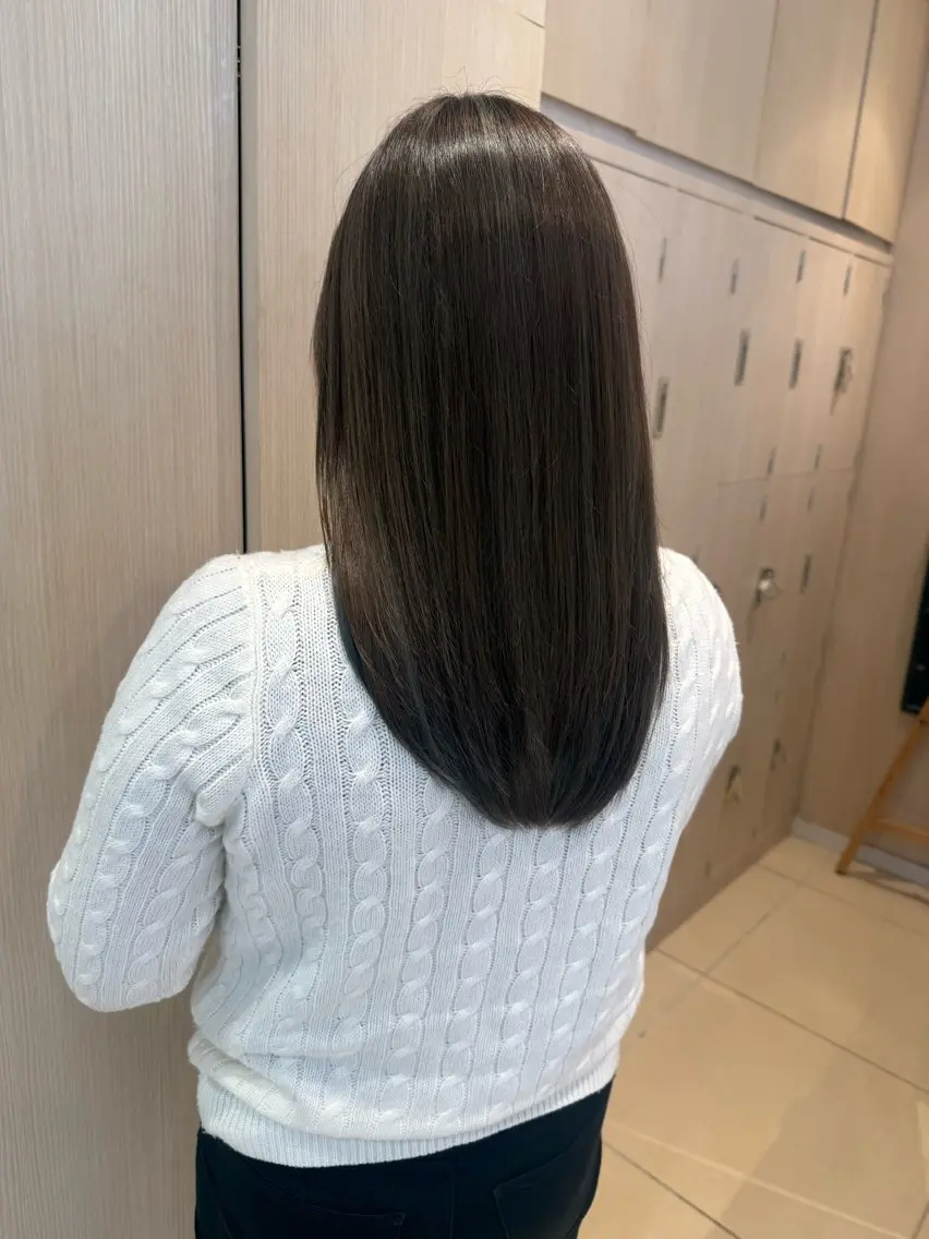 セミロング ハイライト 藤森 希美のヘアスタイル