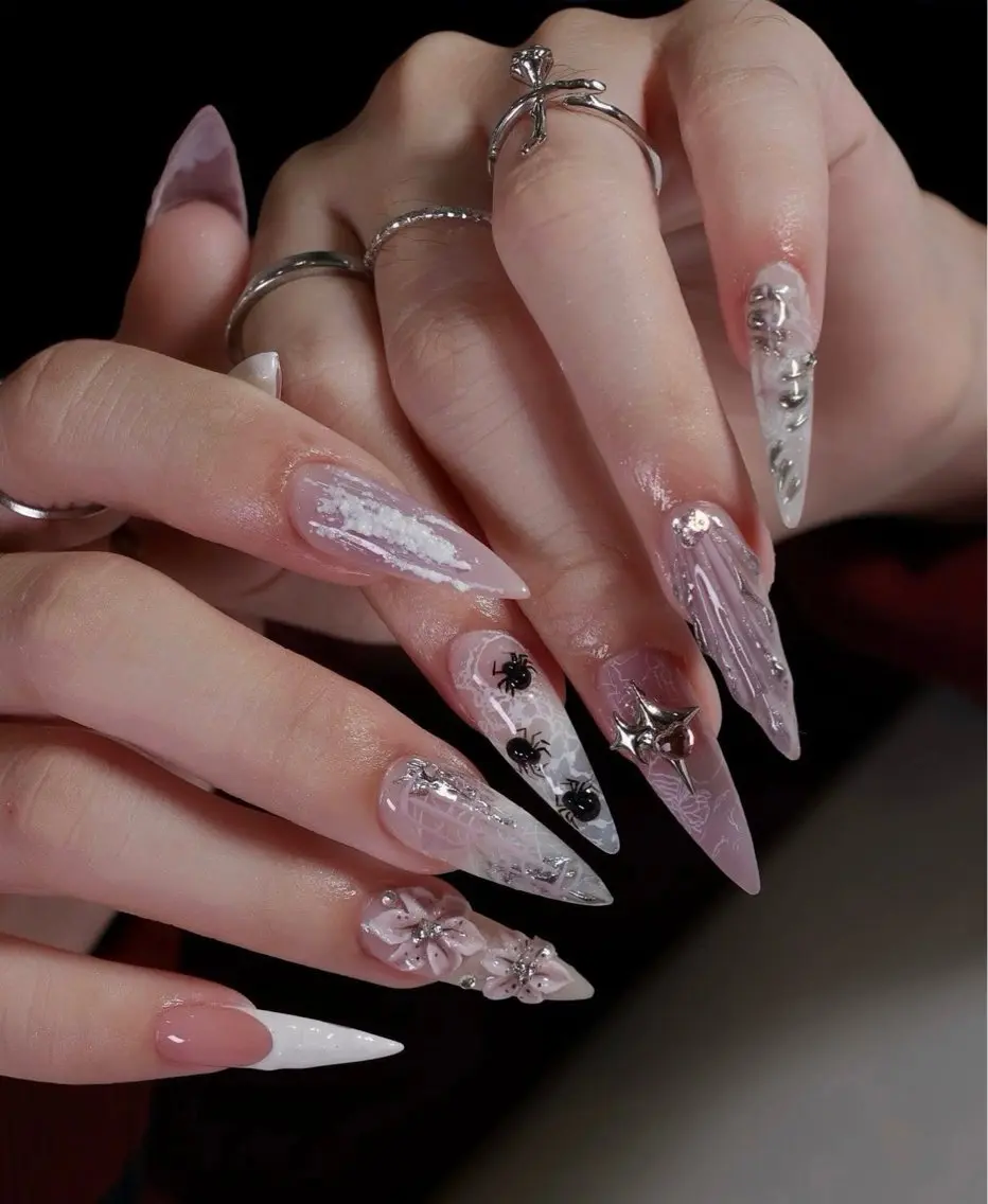 ネイル アートネイル ボルドー フレンチネイル ジェルネイル 氷ネイル・うるうるネイル ハンドネイル Julie Nail Hinのネイルデザイン