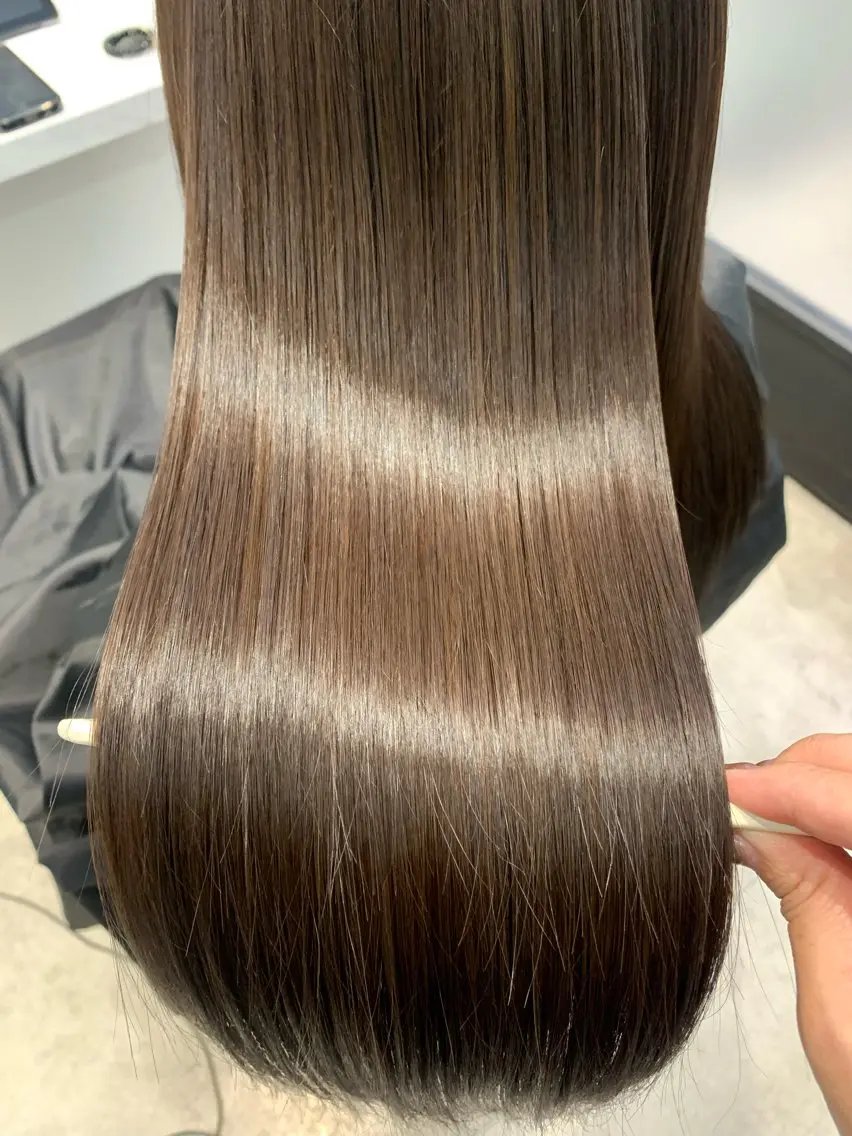 セミロング 髪質改善 トリートメント 酸熱トリートメント カット ヘアカラー トリートメント 髪質改善/縮毛矯正 🎀小林 唯 🎀のヘアスタイル