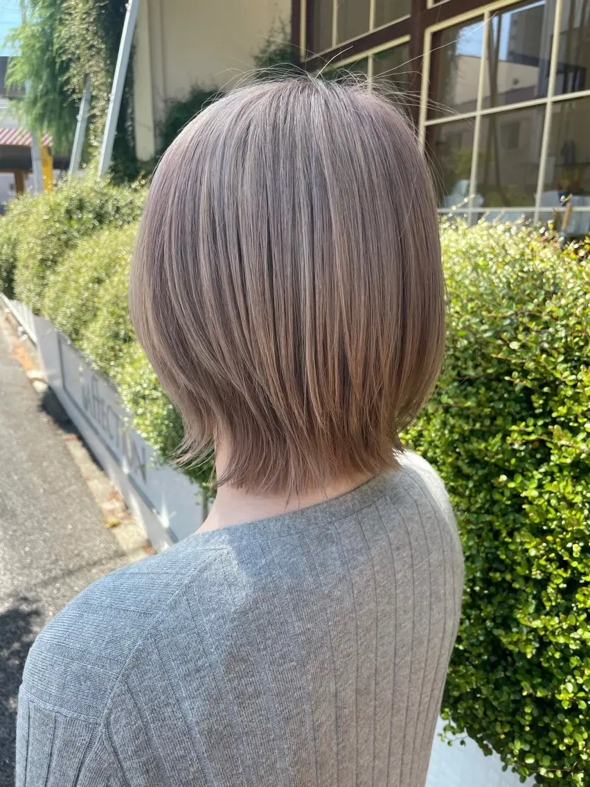 ショート カラー 片山千晴✨ツヤ髪カラ ー✨レイヤーカット✨のヘアスタイル