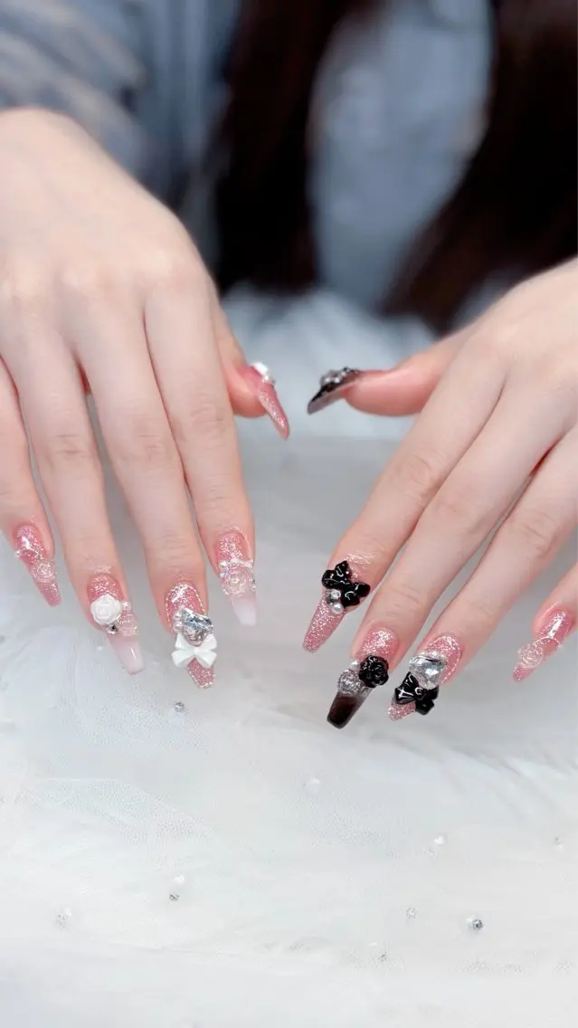 ネイル Keli nail Rintaのネイルデザイン