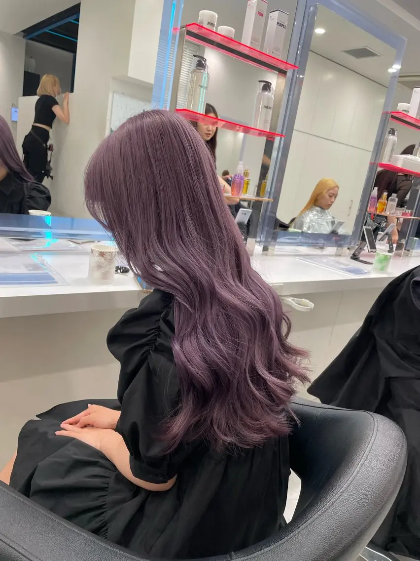 ロング カラー 流行りの透明感カラー ×縮毛矯正🤍ユウのヘアスタイル