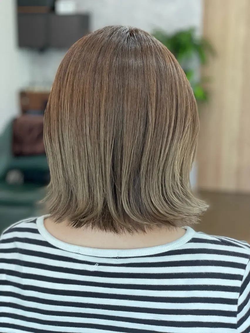 ミディアム カラー Snaly カラー特化ページのヘアスタイル