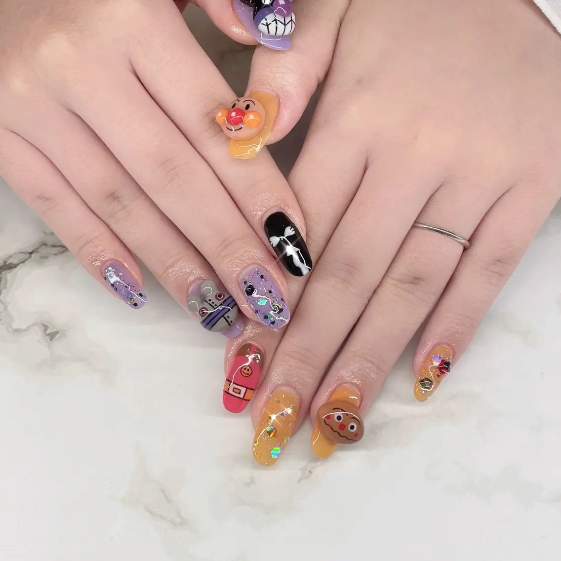 ネイル ハンドネイル Liebe あいりのネイルデザイン