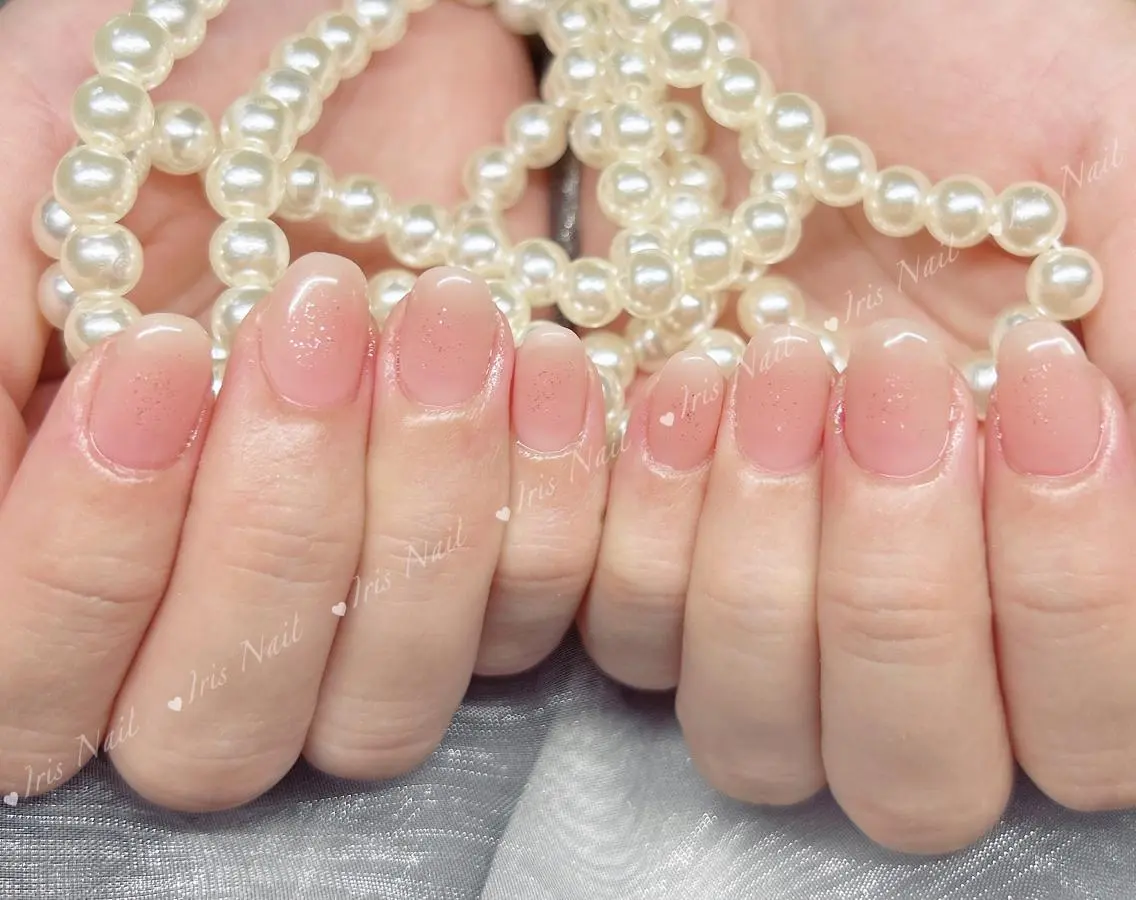 ネイル チークネイル オフィスネイル シンプルネイル 🍒IRIS Nail🌸のネイルデザイン