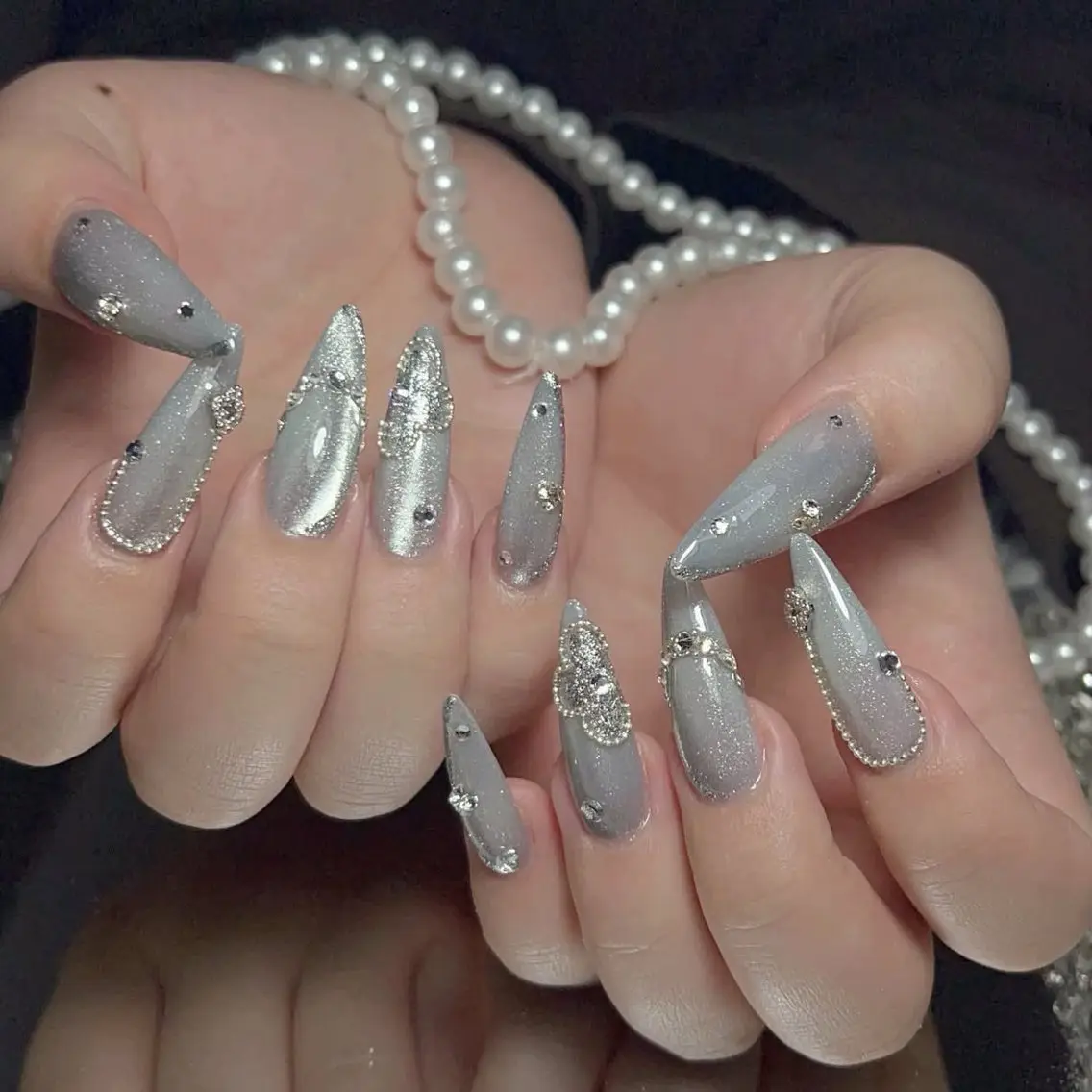 ネイル アートネイル ボルドー フレンチネイル ジェルネイル 氷ネイル・うるうるネイル ハンドネイル Julie Nail Hinのネイルデザイン