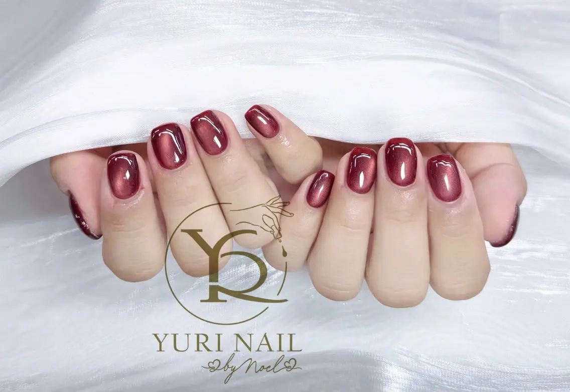 ネイル ハンドネイル フットネイル ハンドケア YURI Nail NARITAのネイルデザイン