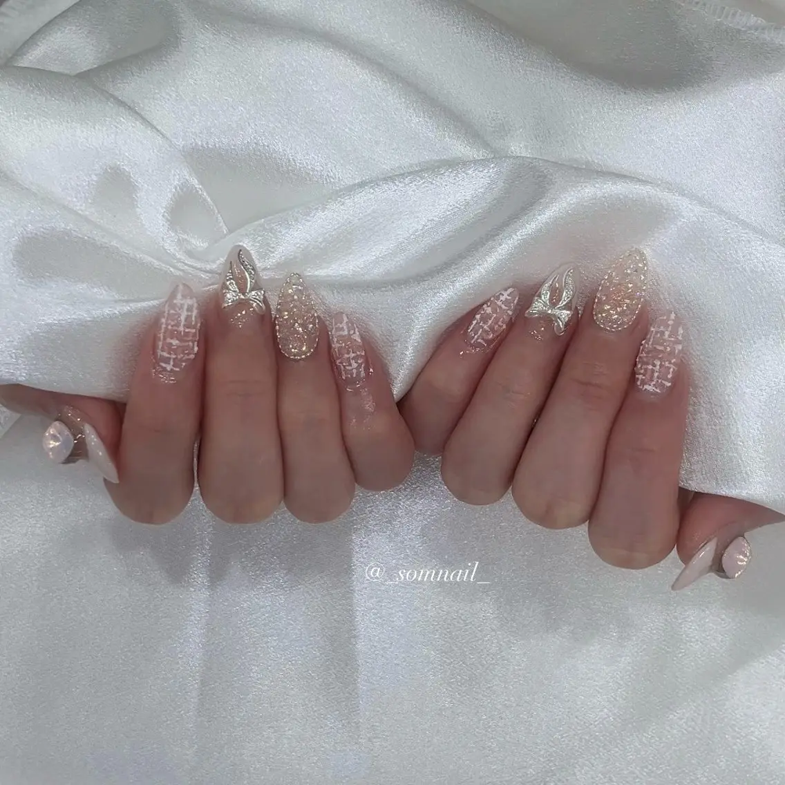 ネイル 長さ出し フレンチネイル ジェルネイル 韓国ネイル リボン SOM NAILのネイルデザイン