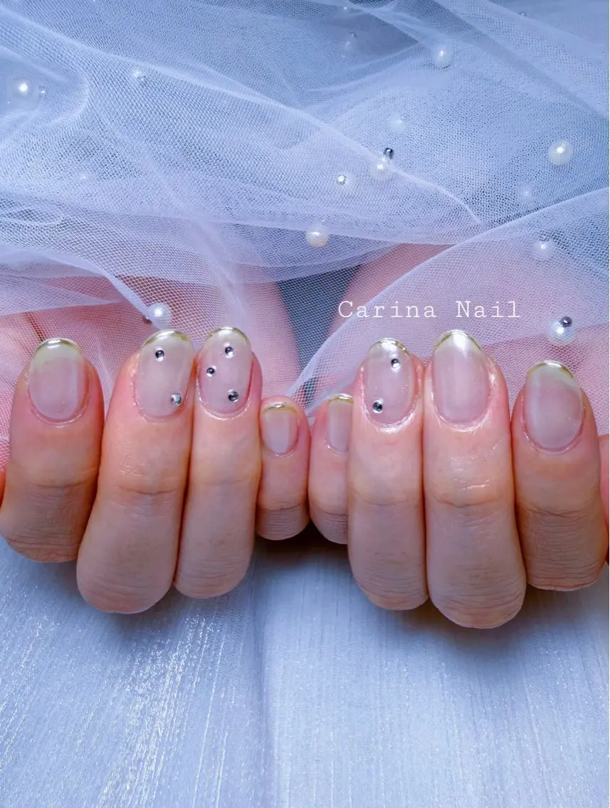 ネイル フレンチネイル シンプルネイル ストーンネイル Carina Nailのネイルデザイン